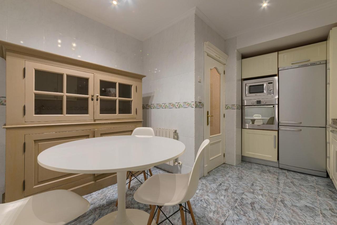 Apartament Bailen Reformado Elegante Con Wifi Bilbao Zewnętrze zdjęcie