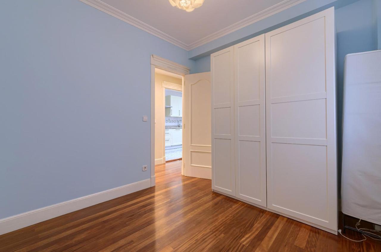 Apartament Bailen Reformado Elegante Con Wifi Bilbao Zewnętrze zdjęcie