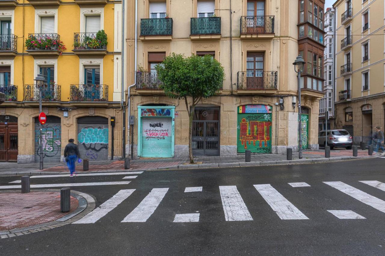 Apartament Bailen Reformado Elegante Con Wifi Bilbao Zewnętrze zdjęcie