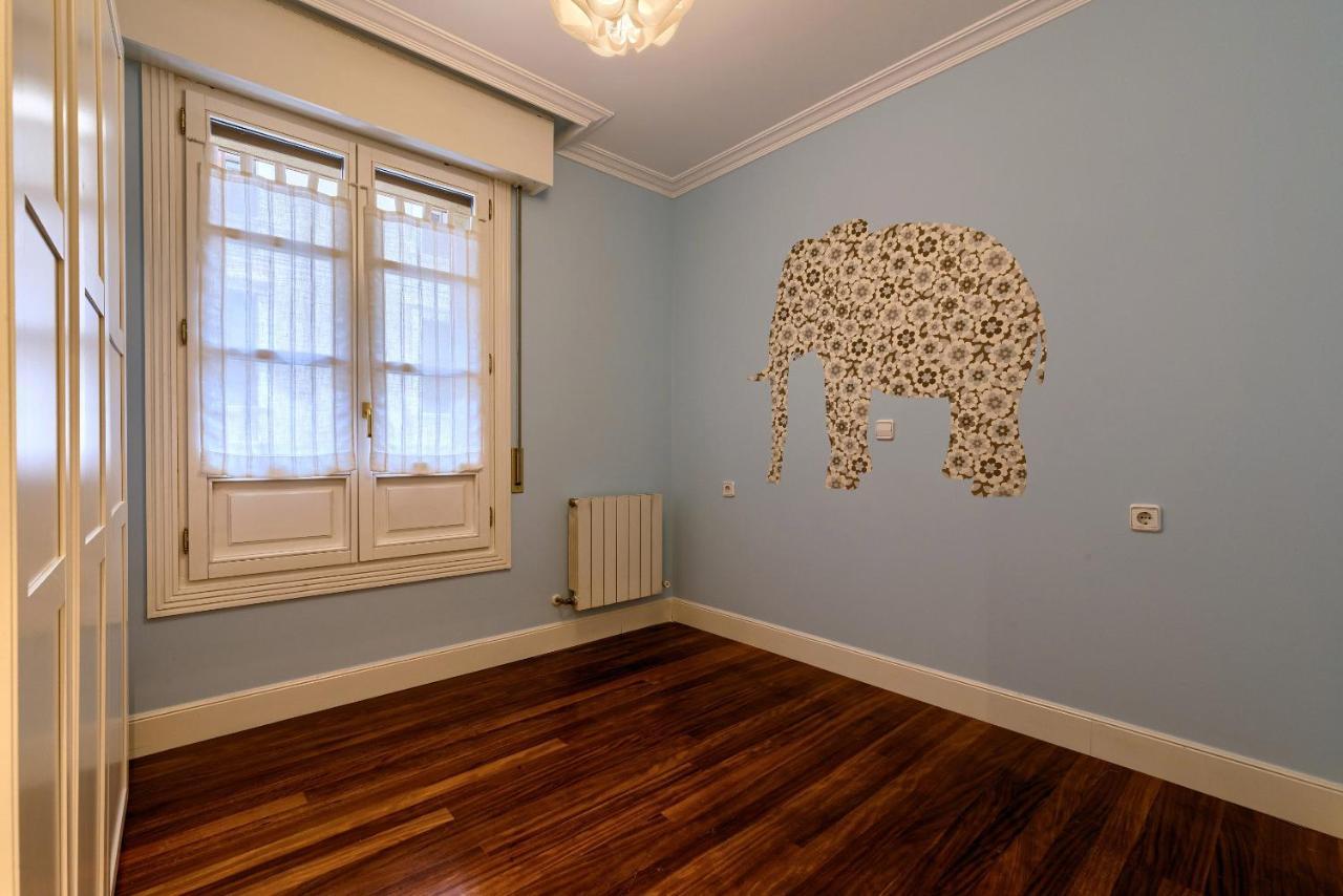 Apartament Bailen Reformado Elegante Con Wifi Bilbao Zewnętrze zdjęcie